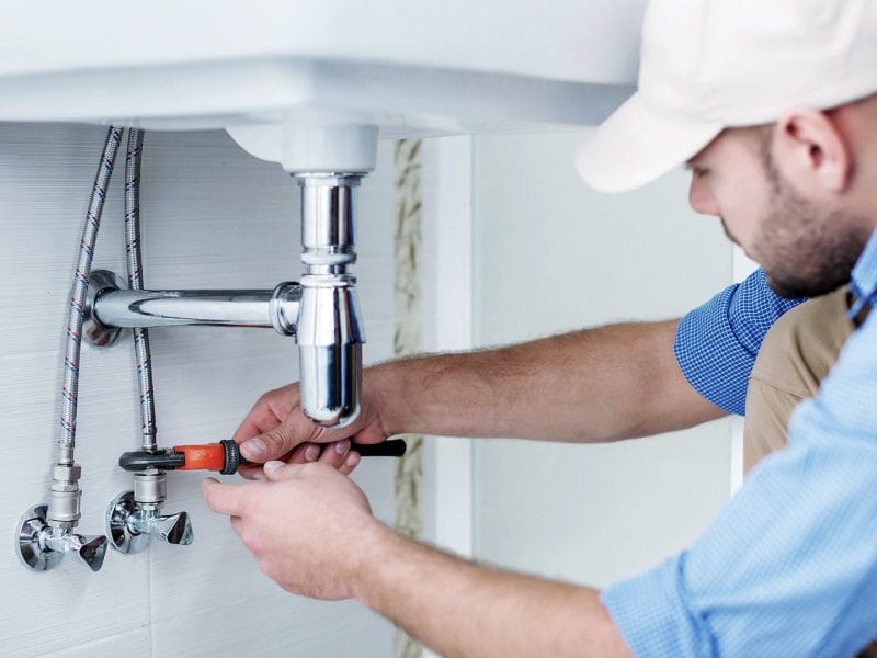 The Services Offered by Plumbers